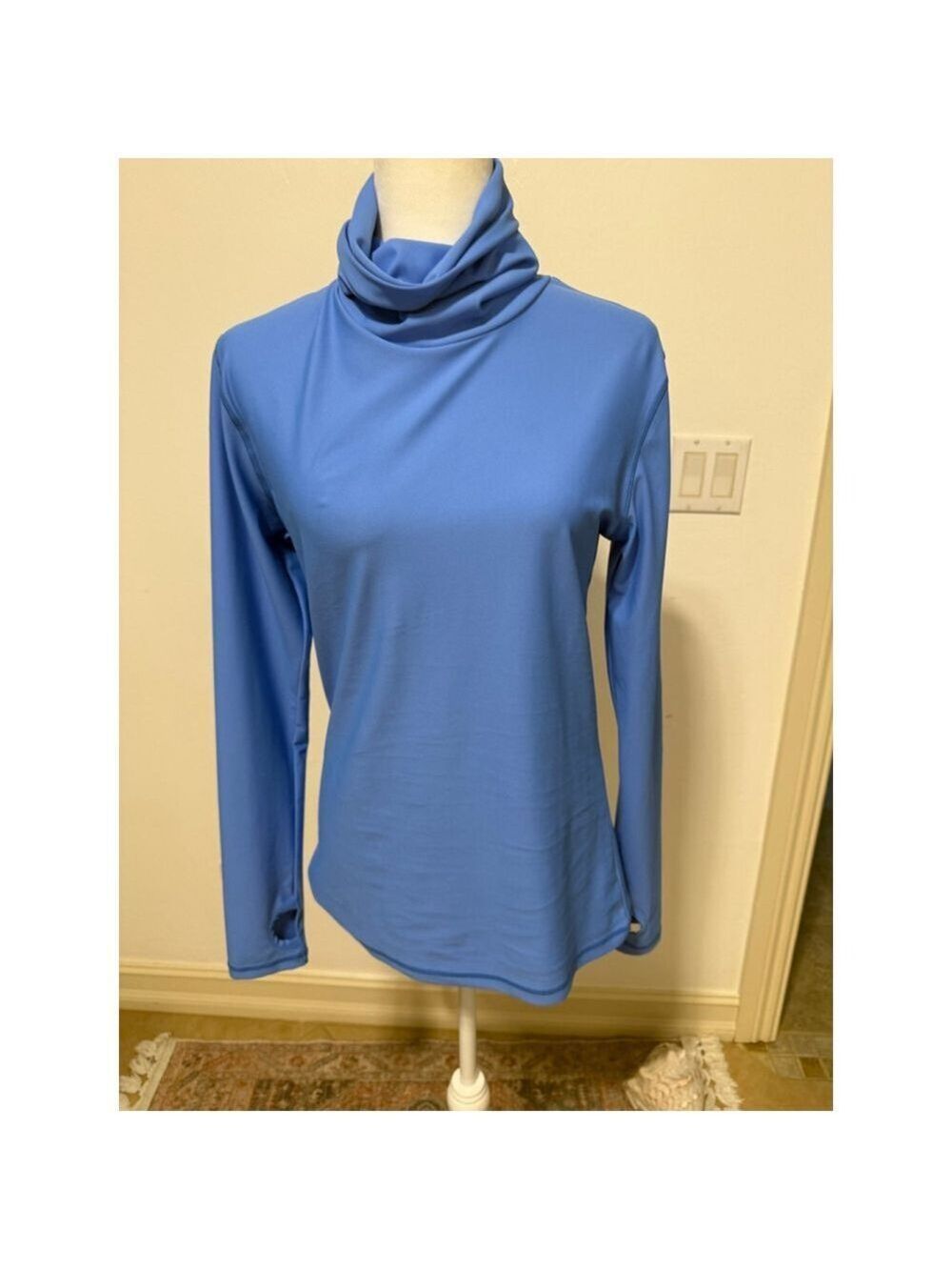 Women's Skea Blue Long Sleeve Tee performance gorp ski cold M thumb holes